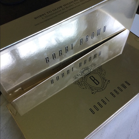 ⭐️HOST PICK LE Bobbi Brown Highlighting Trio⭐️ - Picture 5 of 8